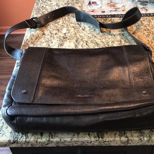 Kenneth Cole messenger bag leather